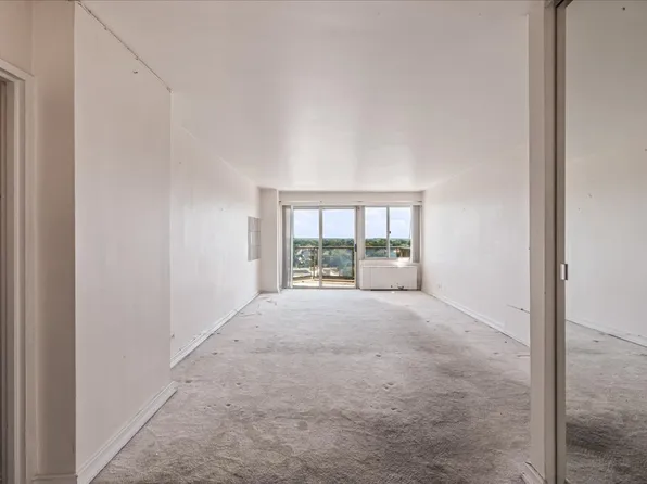 18-15 215th Street image 6 of 30