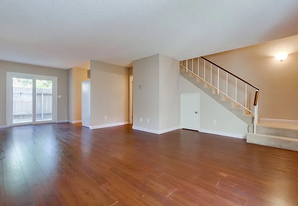 2nd image of 7805 Camino Glorita