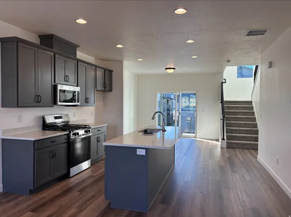 503 800th N #408, American Fork, UT 84003