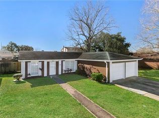 3833 Timberview Ln, Harvey, LA 70058