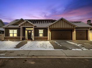 821 Red Apple Rd, Grand Junction, CO 81505