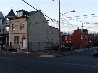 527 Buttonwood St, Reading, PA 19601