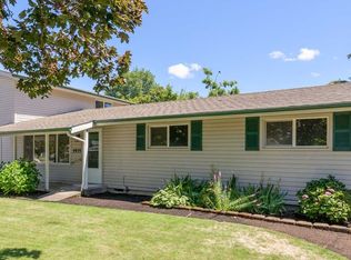 1935 Valhalla St, Eugene, OR 97401