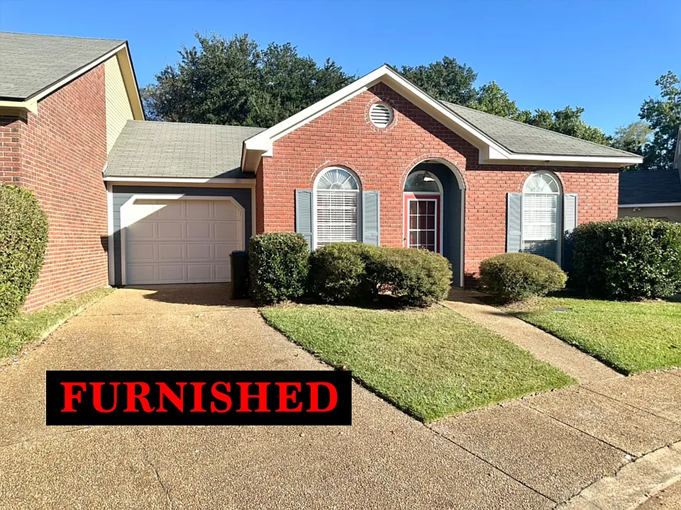 8 Stanford Ct