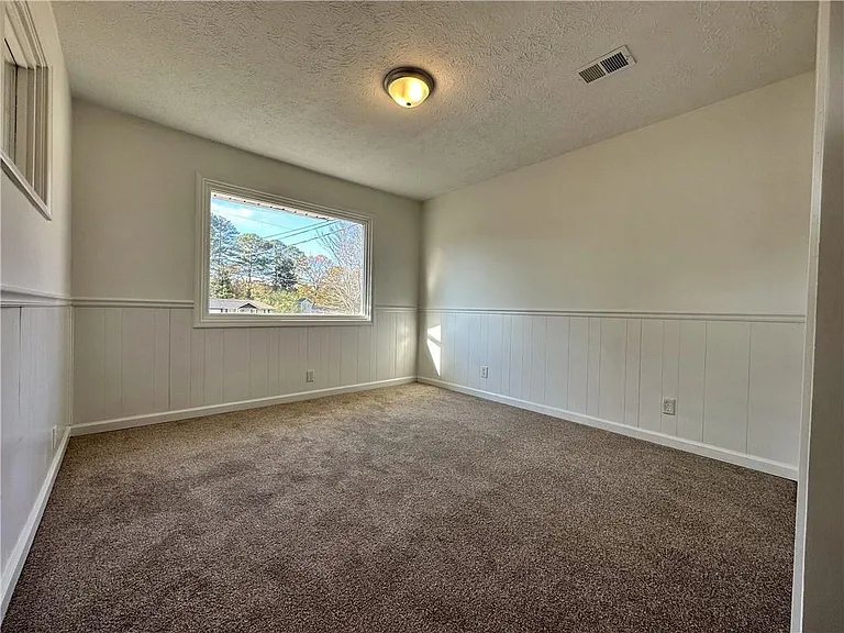 503 Concord Woods Dr SE — Photo 17