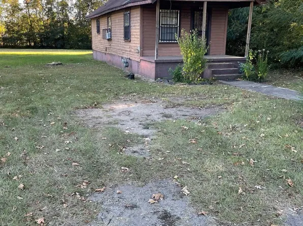 604 W 20th St, Anniston, AL 36201