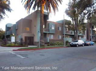 6857 Baird Ave APT 102, Reseda, CA 91335