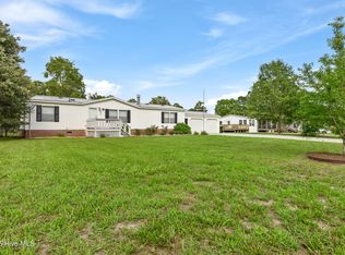 8932 Black Chestnut Dr NE, Leland, NC 28451