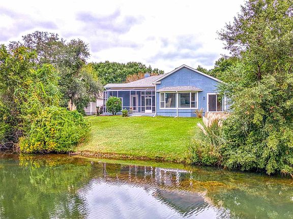 3rd image of 4314 Hidden Lakes Dr