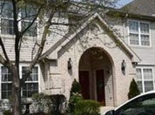 223 Forest Oak Ln, Harrisburg, PA 17110