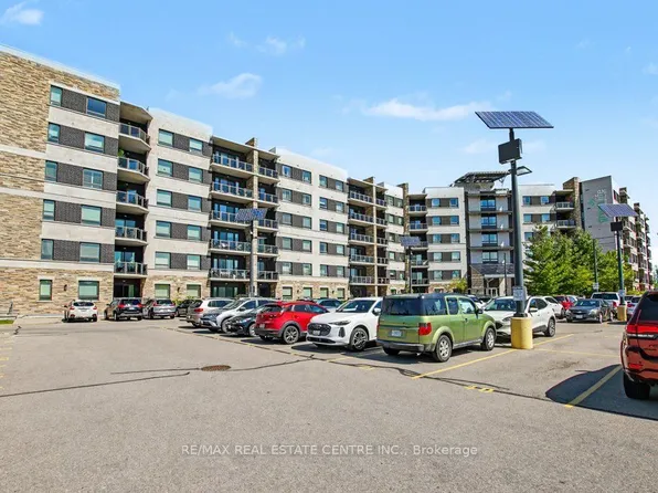 33 Whitmer St #214, Milton, ON L9T 8P9
