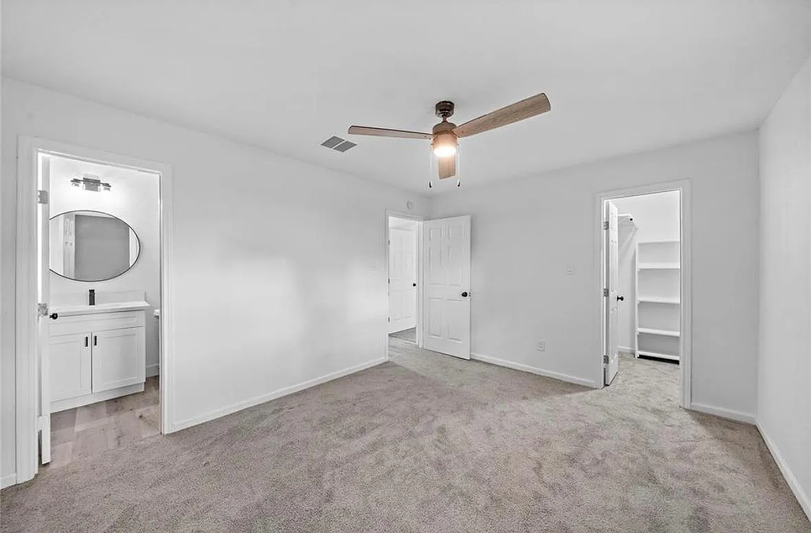 9618 Glenwood Forest Dr — Photo 3