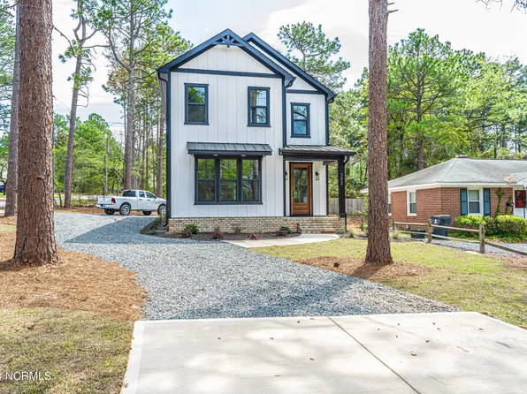 398 W New Jersey Avenue, Southern Pines, NC 28387