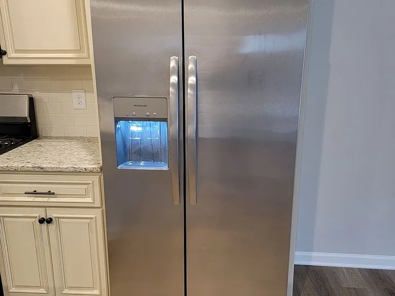 275 Southridge Dr — Photo 12