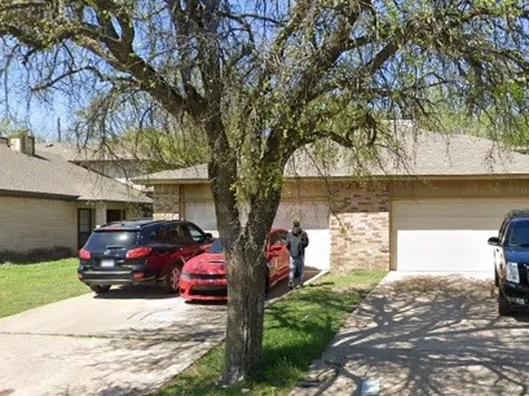 1743 Carrington Dr, Glenn Heights, TX 75154