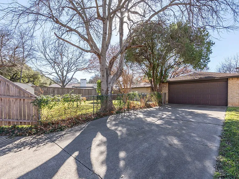 12611 High Meadow Dr — Photo 39