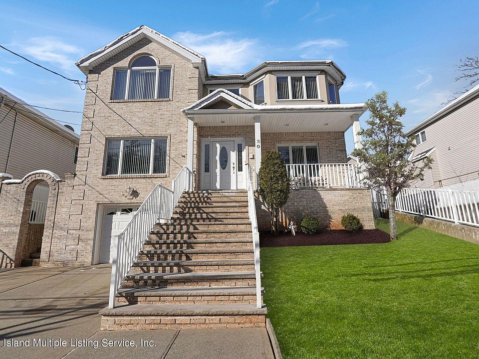 1st image of 30 Bayview Ave