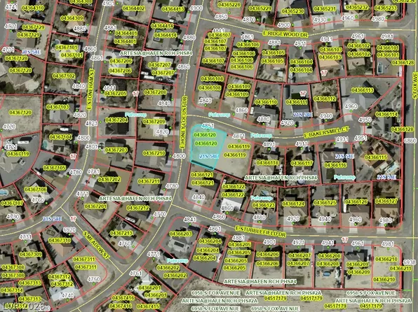 4851 Bakersmill Ct, Pahrump, NV 89061