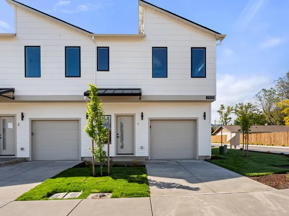 2024 Sunset Dr Unit 1, Medford, OR 97501
