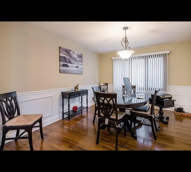 6517 W Belle Plaine Ave — Photo 8