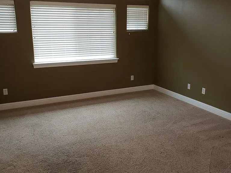 22351 Edgewater Dr — Photo 11