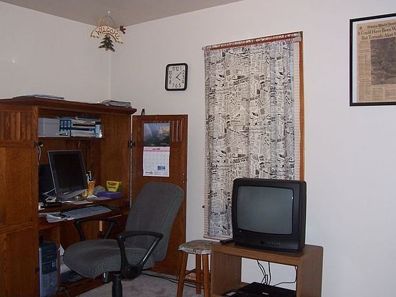 5th image of 3954 East St