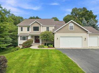 1521 Bee Ct, Traverse City, MI 49696