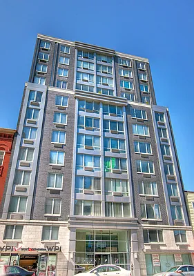 Sold by Modern Spaces | media 12