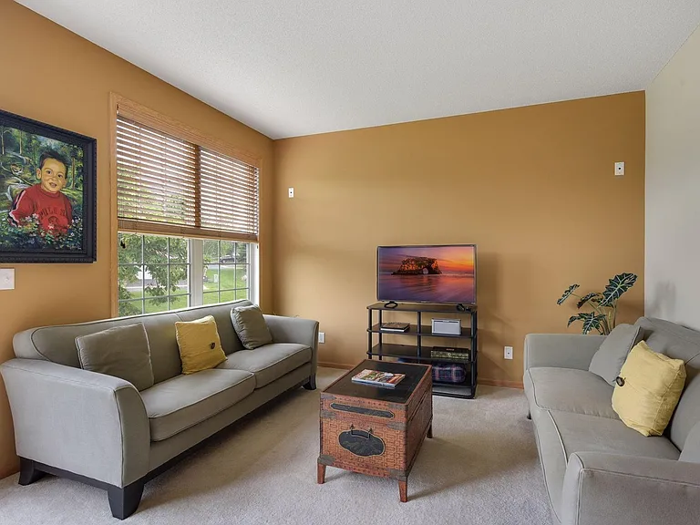 15544 Lilac Dr — Photo 34