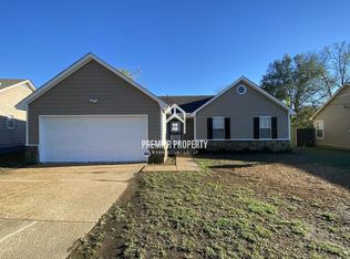 6024 Chadwell Rd, Millington, TN 38053