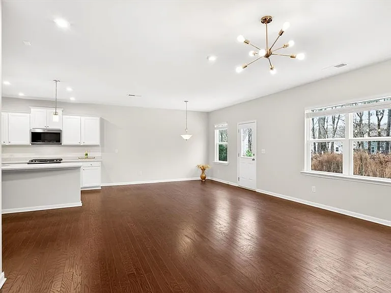 5377 Fountain Head Ln — Photo 16