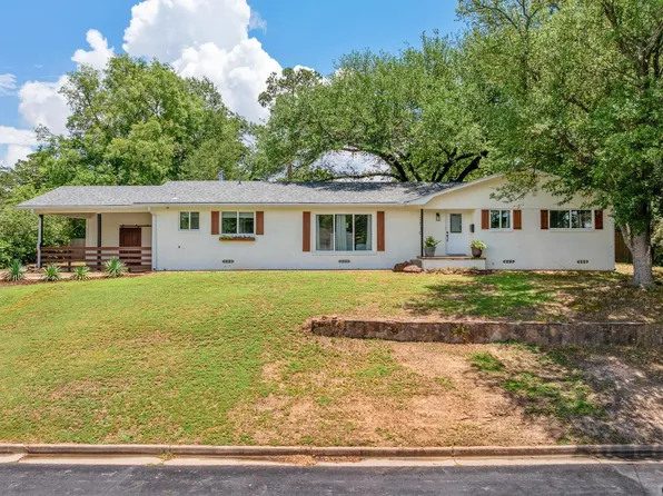 3510 McMillan Dr, Tyler, TX 75701