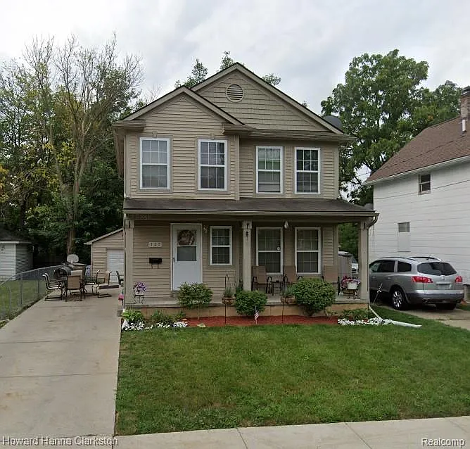 107 Hamilton St photo 1