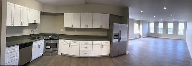 1207 E 30th Ave — Photo 6