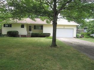 4408 Coe Ave, North Olmsted, OH 44070