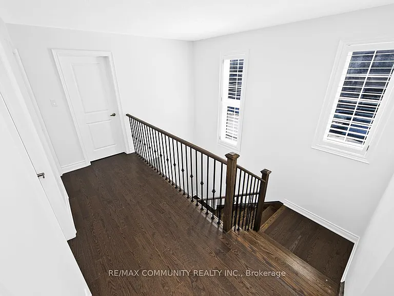 33 Liam Ln — Photo 13