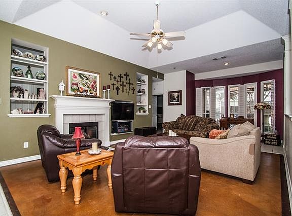 3rd image of 5208 White Sands Dr