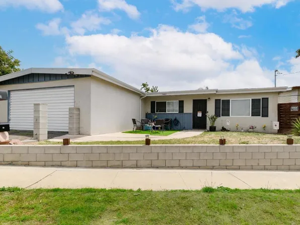 7447 Cahill Dr, San Diego, CA 92114