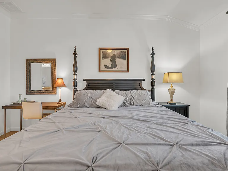 520 S Meadowlark St #B — Photo 38
