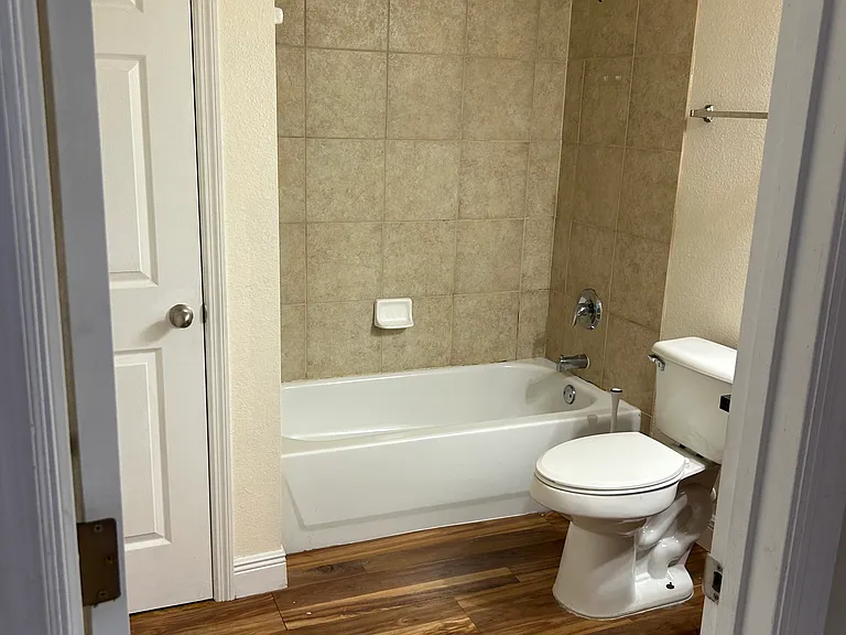 155 N Pearl Lake Cswy #206 — Photo 7