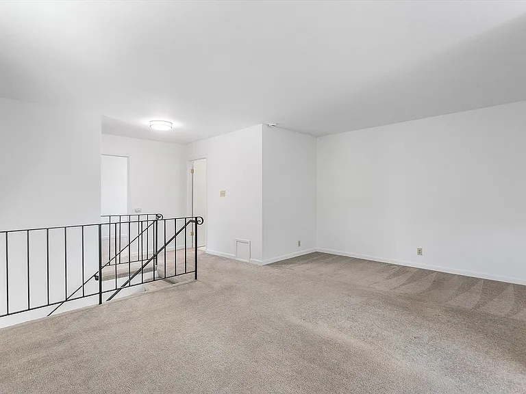 1504 Alameda Ave #D - 2 bedroom | 1 bathroom — Photo 6