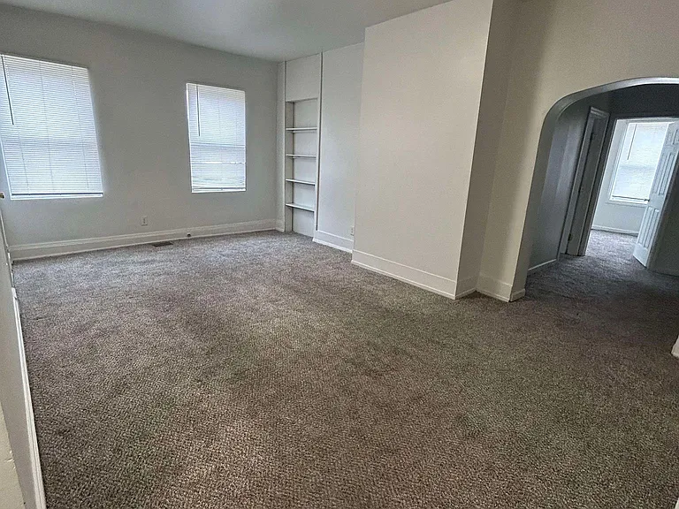 402 Elm St #2 — Photo 8