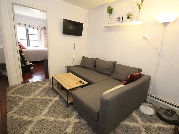 3rd image of 247 E 35th St #3A