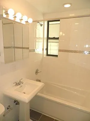 Rented by Keller Williams NYC | media 17