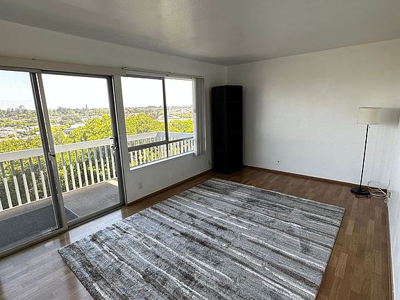 3rd image of 803 Anita Ave #10