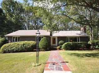 20 Peachtree Rd, Lexington, MA 02420