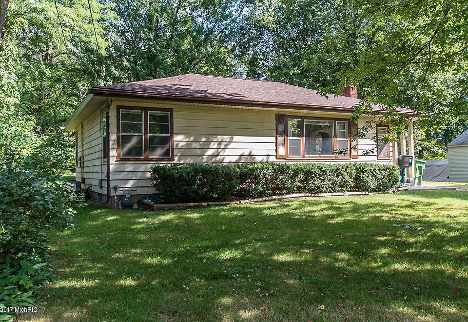 1st image of 463 Cornell Dr