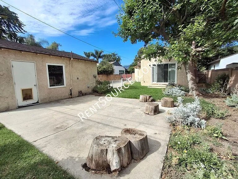 24654 Walnut St — Photo 24