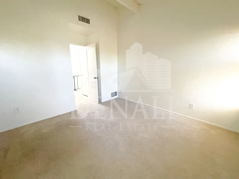 3750 N Country Club Rd #6 — Photo 13