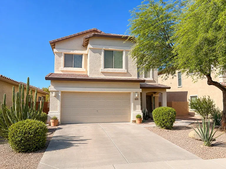 41342 W Capistrano Dr — Photo 2
